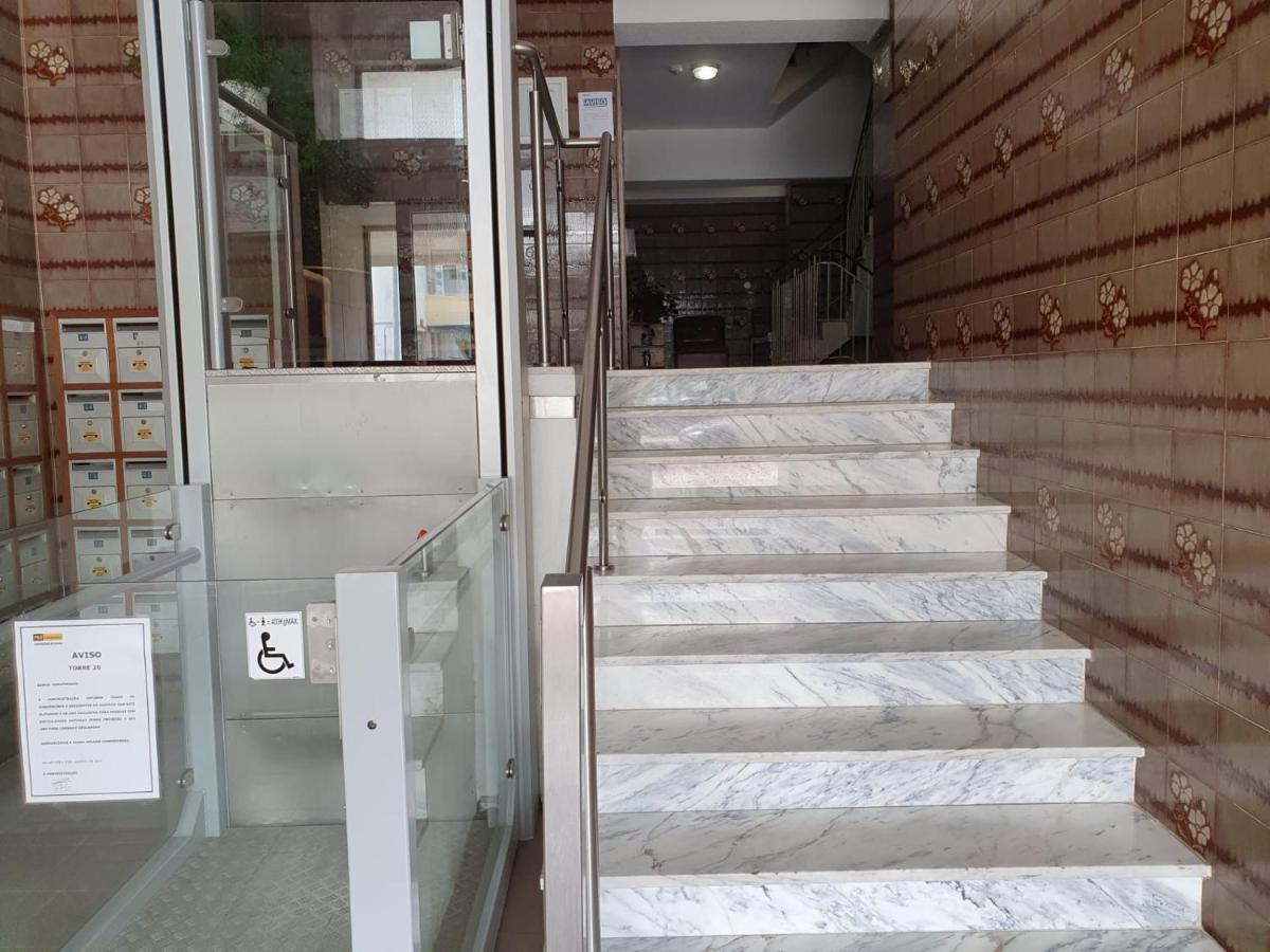 Vista Praia 16- Wifi, Remodelado, 80Mt Praia Quarteira Exterior foto